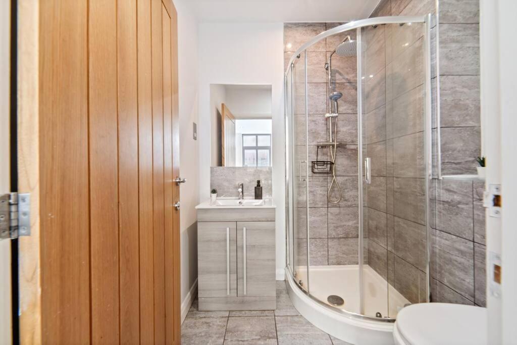 Urban Comfort Getaway- Leicester City Centre Buitenkant foto